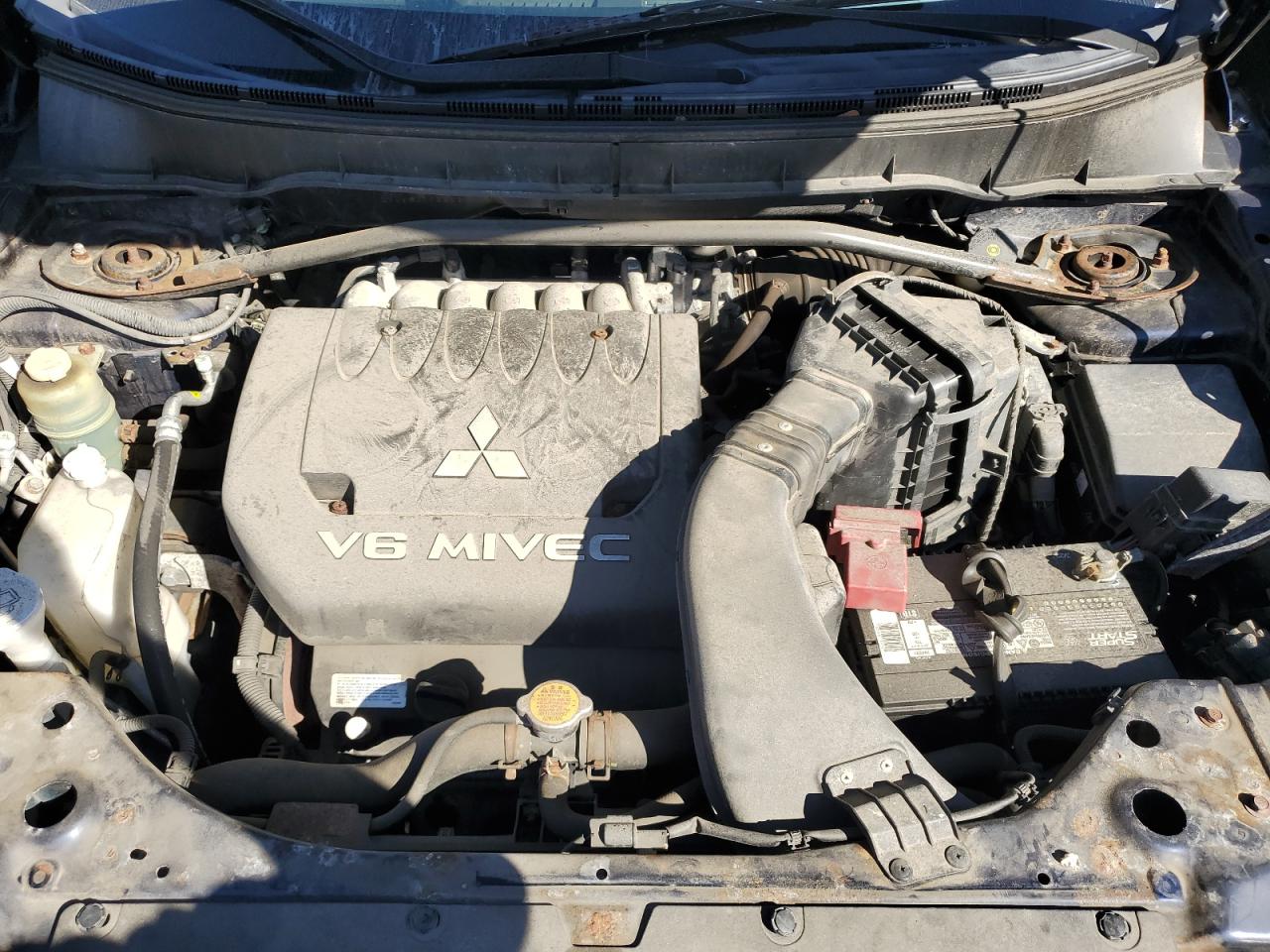 MITSUBISHI OUTLANDER GT