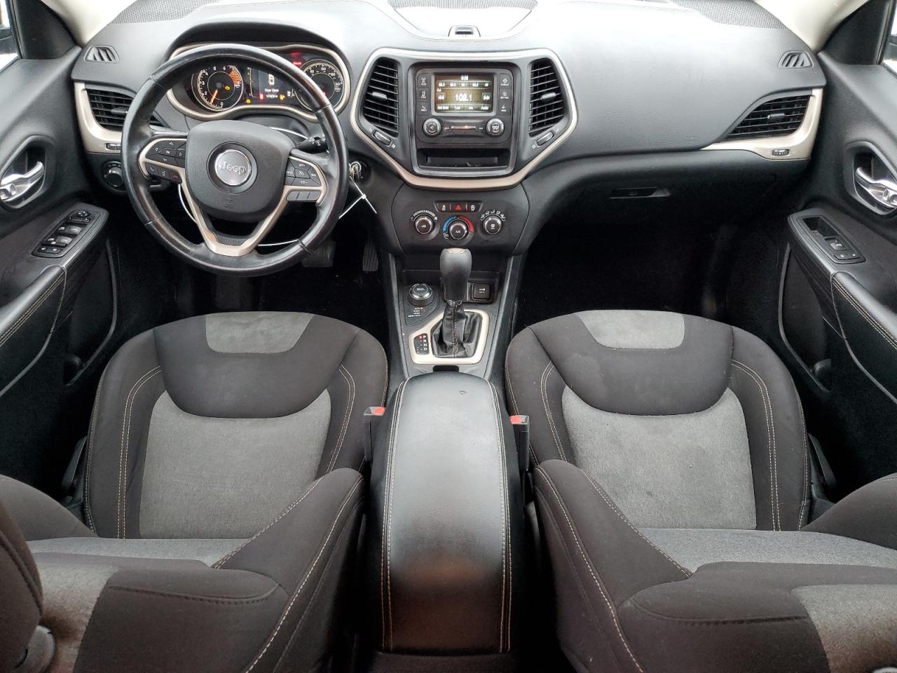 JEEP GRAND CHEROKEE SPORT