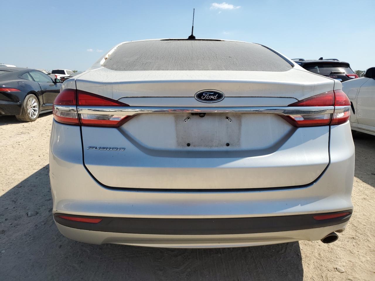 FORD FUSION S