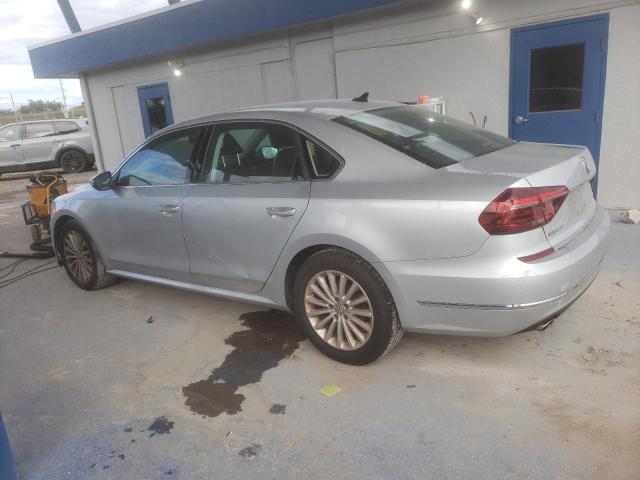 2017 VOLKSWAGEN PASSAT SE 1VWBT7A34HC024598