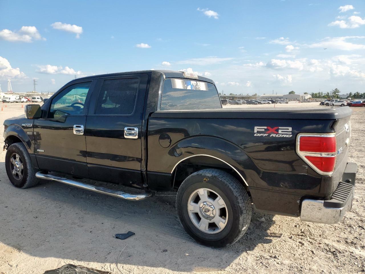 FORD F-150 SUPERCREW