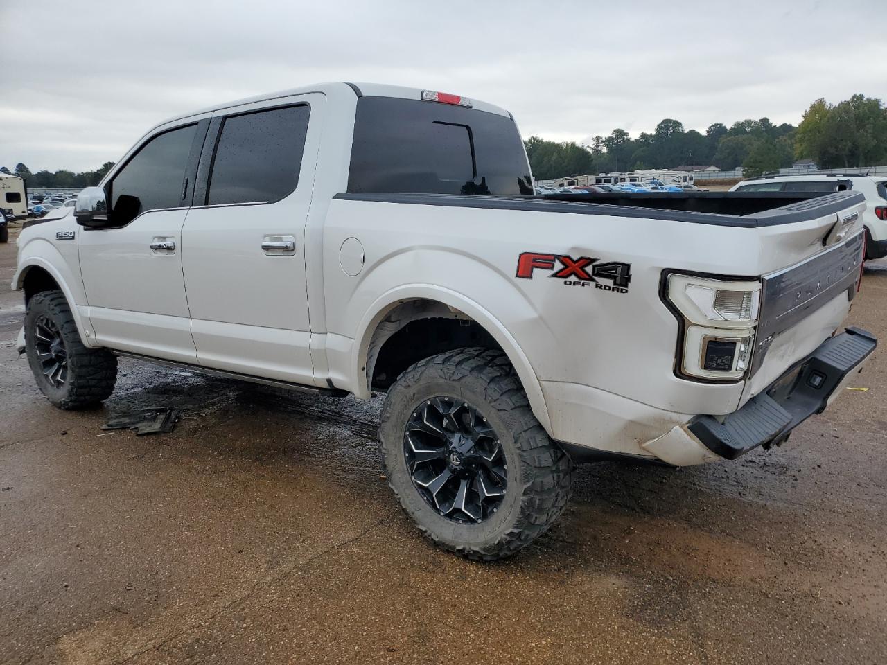 FORD F-150 SUPERCREW