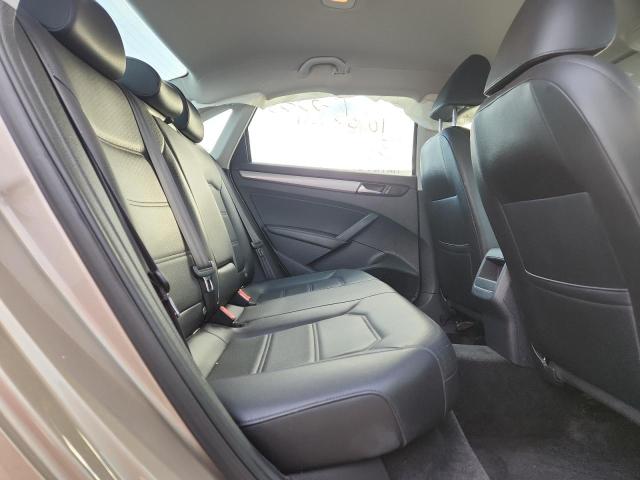 2015 VOLKSWAGEN PASSAT S - 1VWAT7A33FC079200