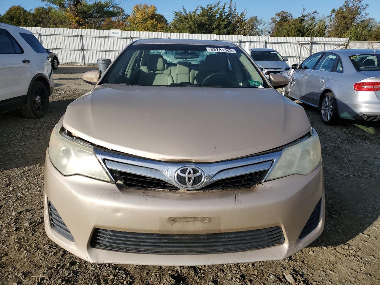 TOYOTA CAMRY BASE