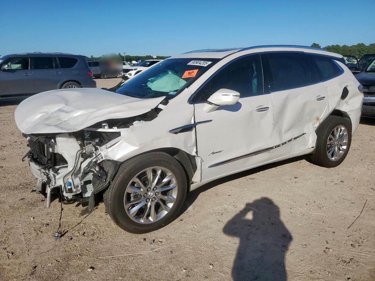 BUICK ENCLAVE AVENIR