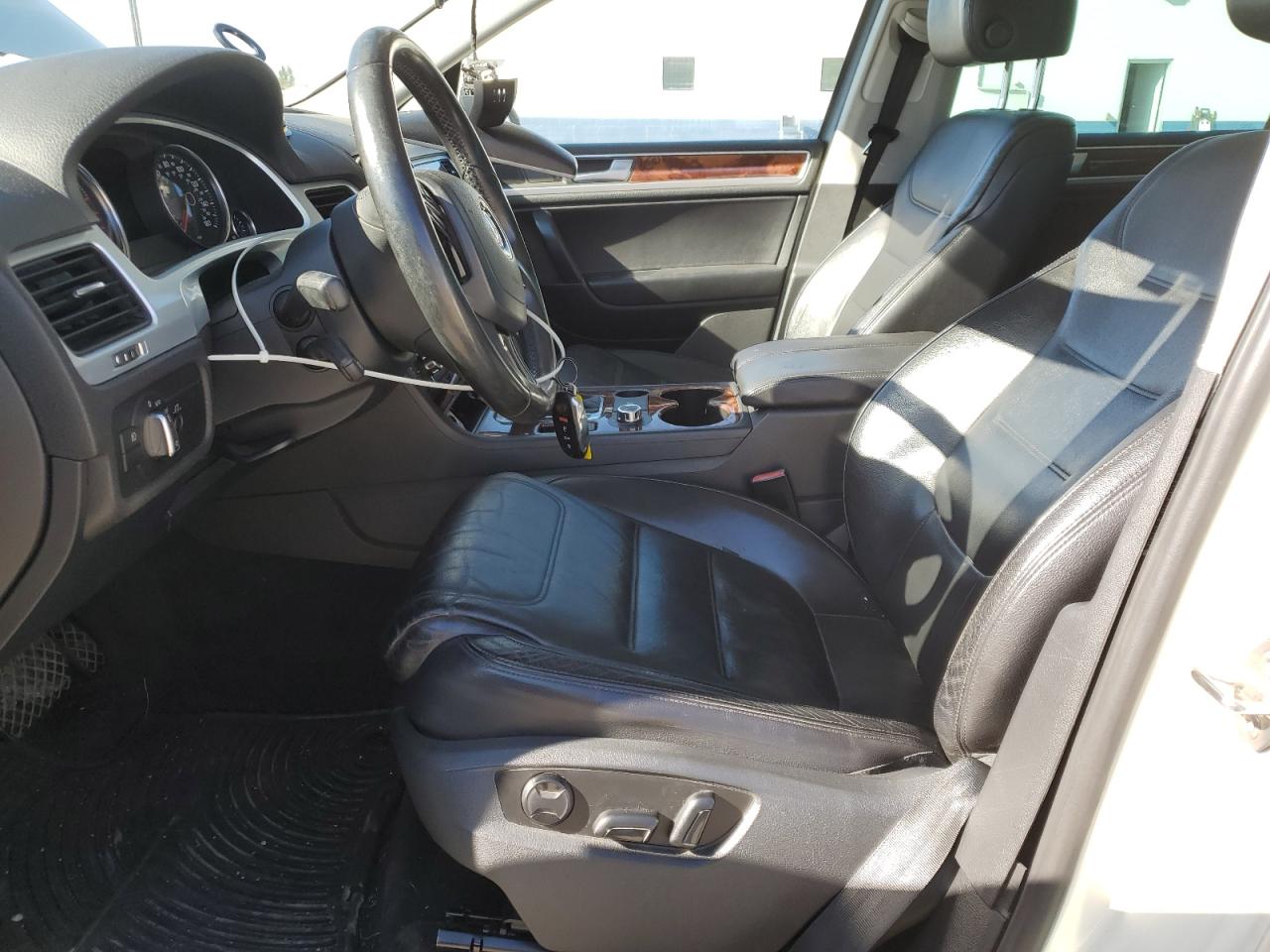 VOLKSWAGEN TOUAREG V6