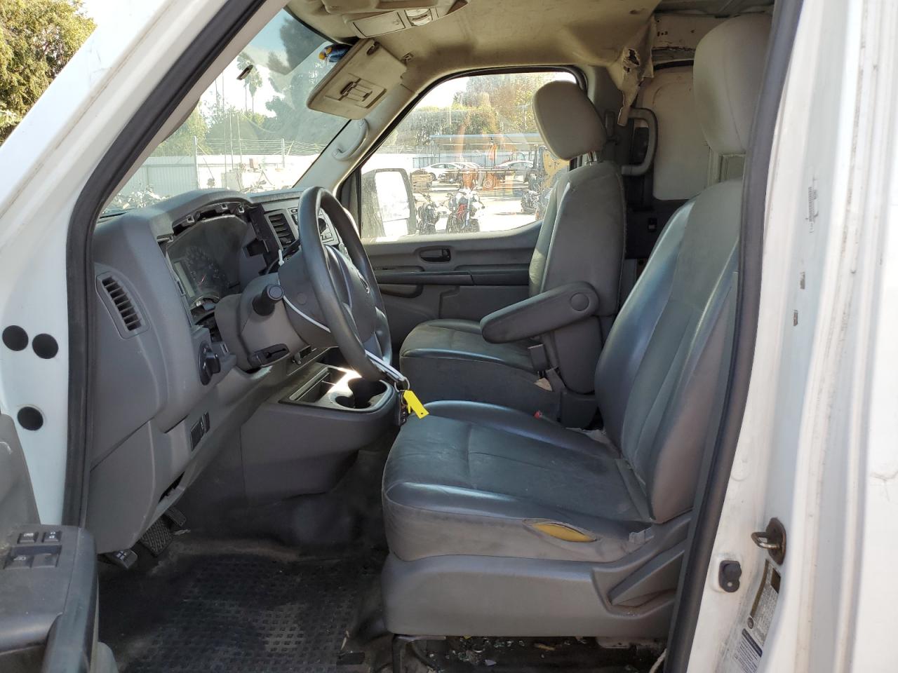 NISSAN NV1500 1500 S