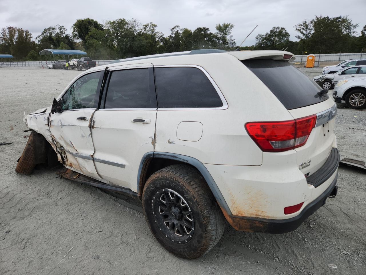JEEP GRAND CHEROKEE LAREDO