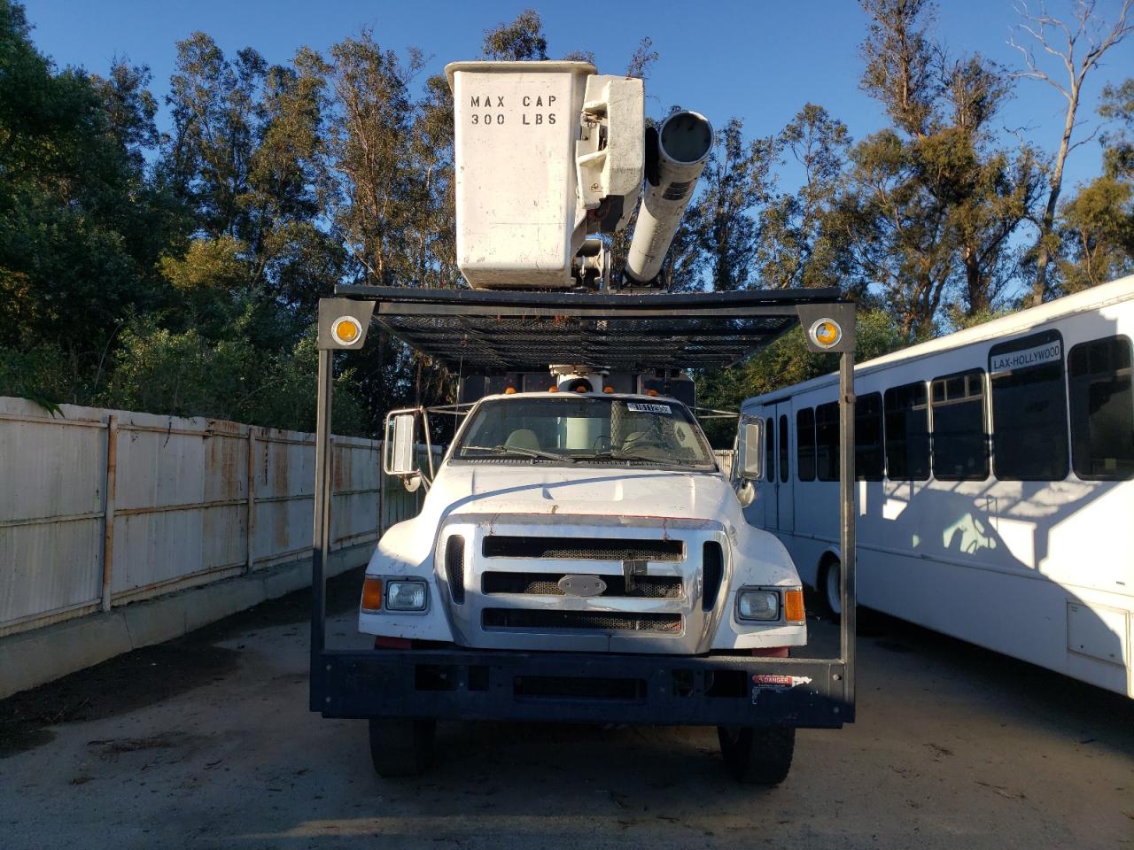 FORD F-750 SUPER DUTY