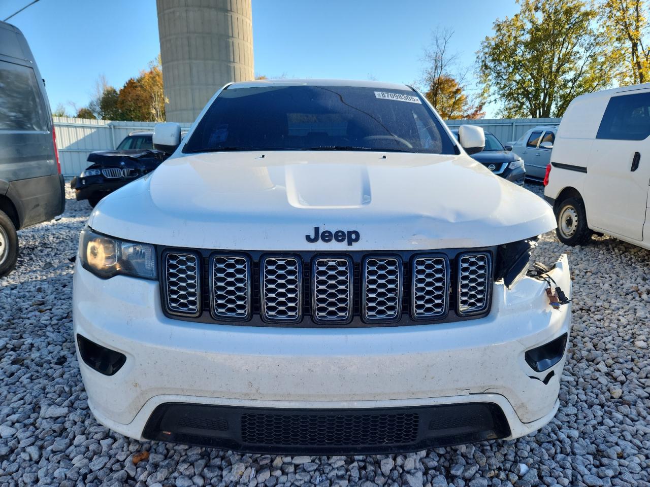 JEEP GRAND CHEROKEE LAREDO