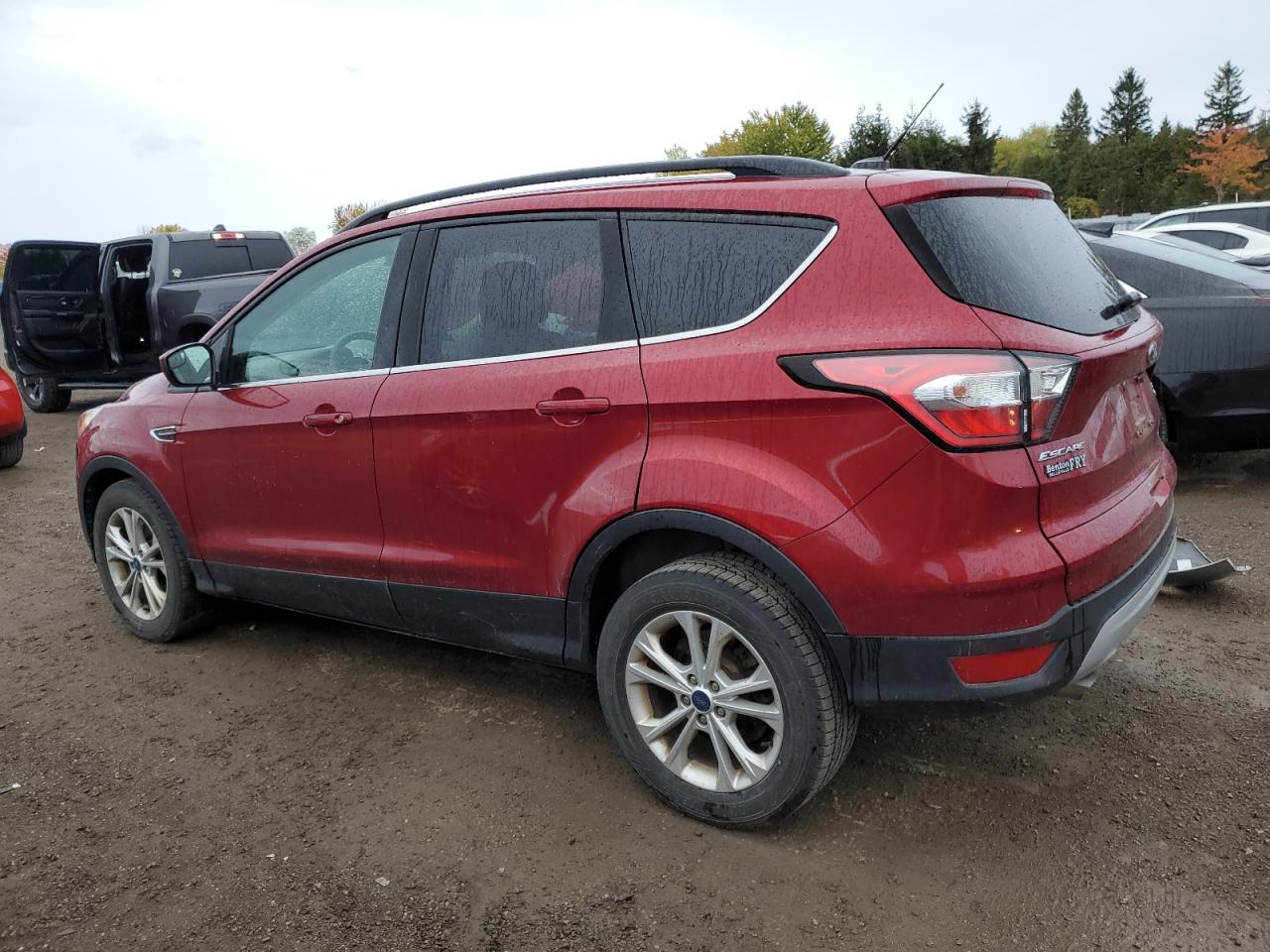 FORD ESCAPE SE