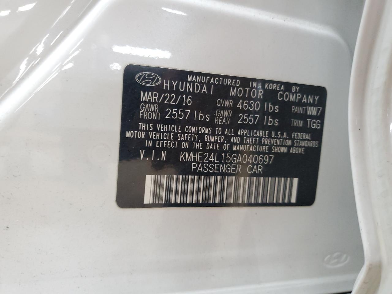 HYUNDAI SONATA HYBRID