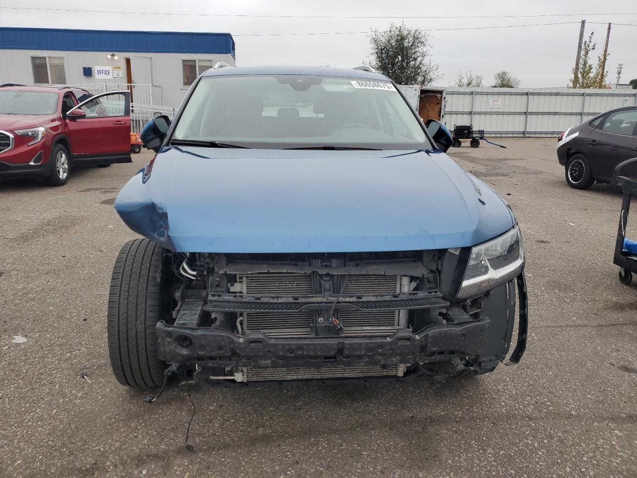 VOLKSWAGEN TIGUAN SE