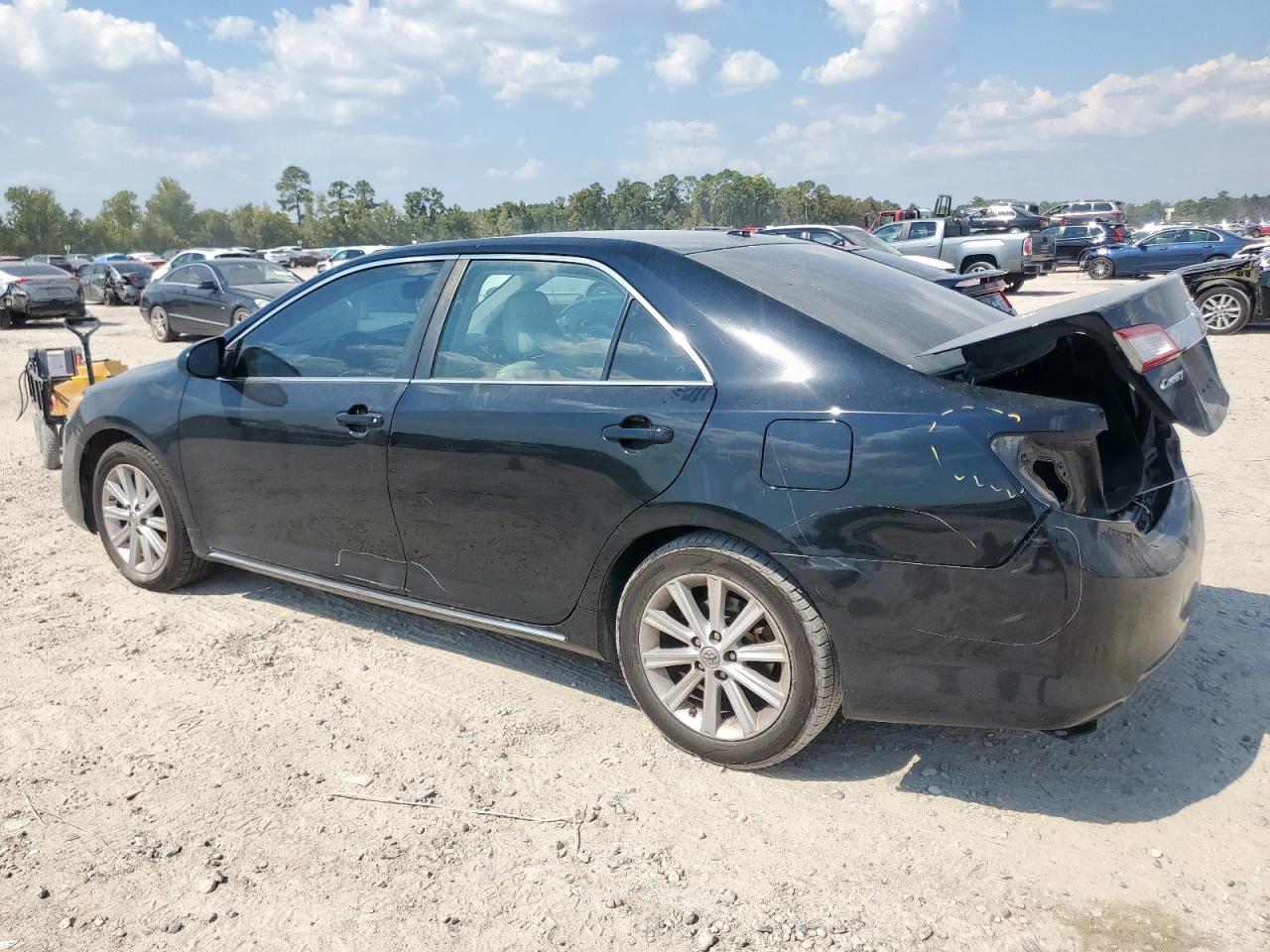 TOYOTA CAMRY L