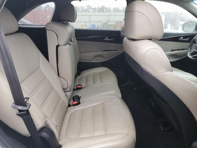 2017 KIA SORENTO EX - 5XYPH4A12HG189195