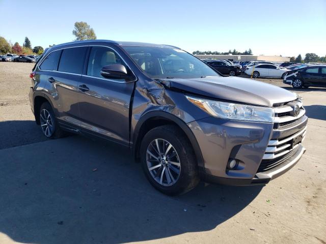 2017 TOYOTA HIGHLANDER SE 5TDJZRFH7HS521334