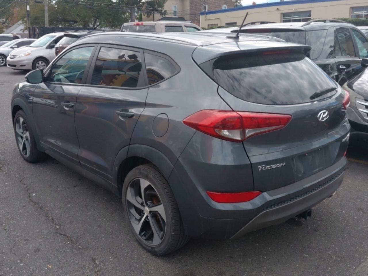 HYUNDAI TUCSON LIMITED