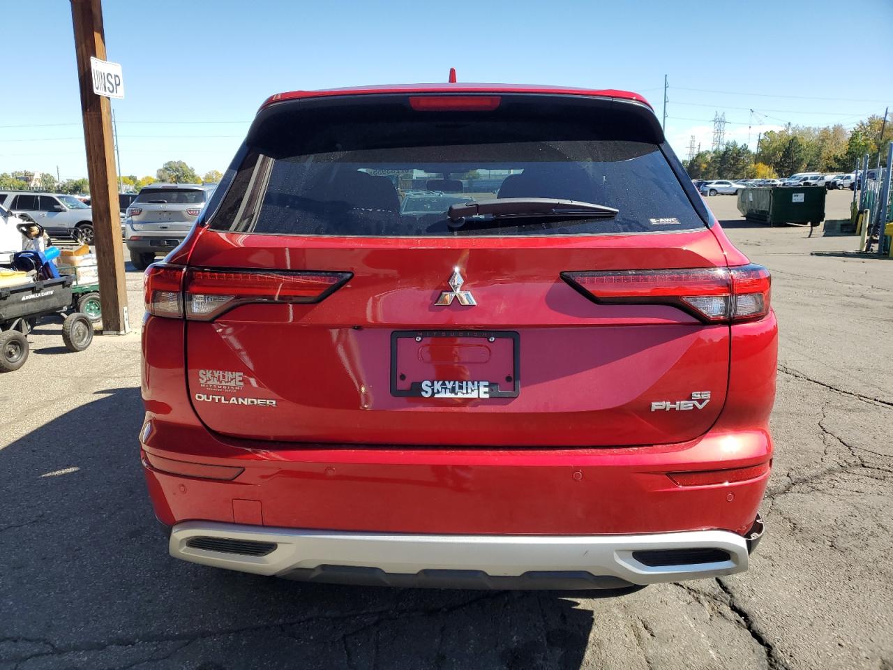 MITSUBISHI OUTLANDER SE