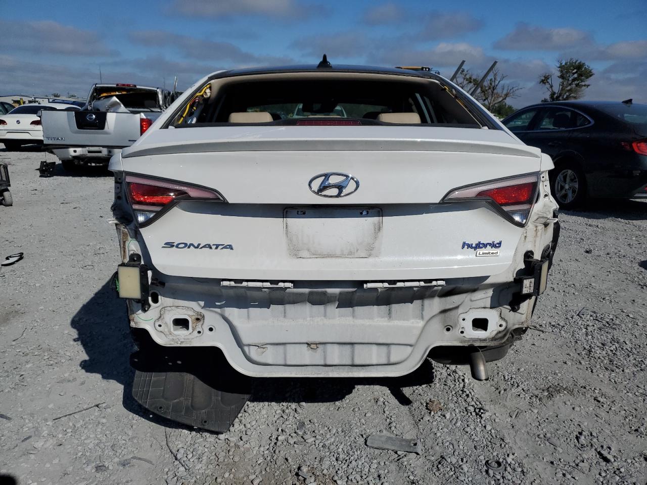 HYUNDAI SONATA HYBRID