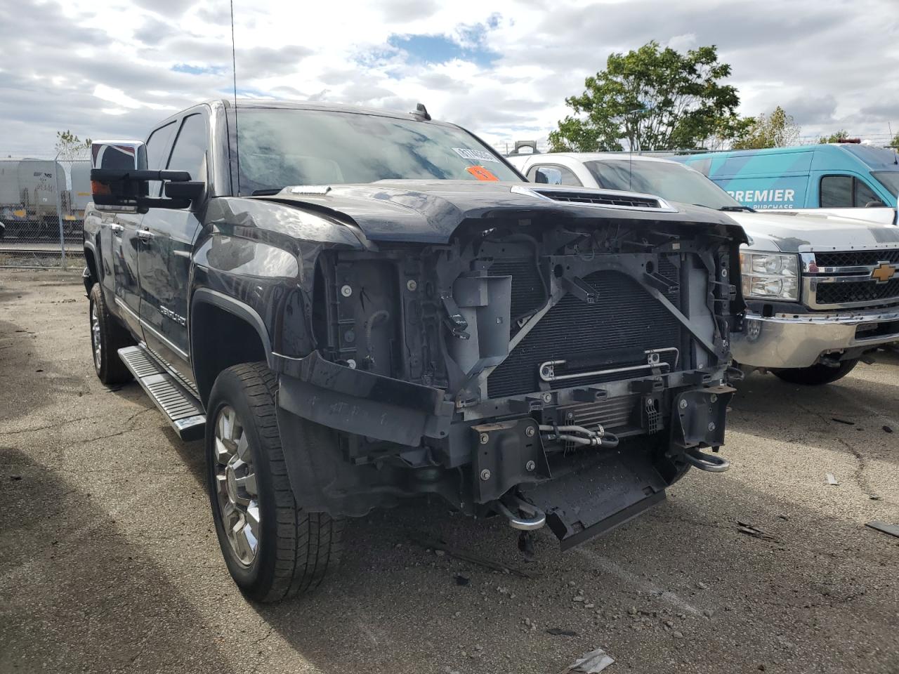 GMC SIERRA K2500 DENALI