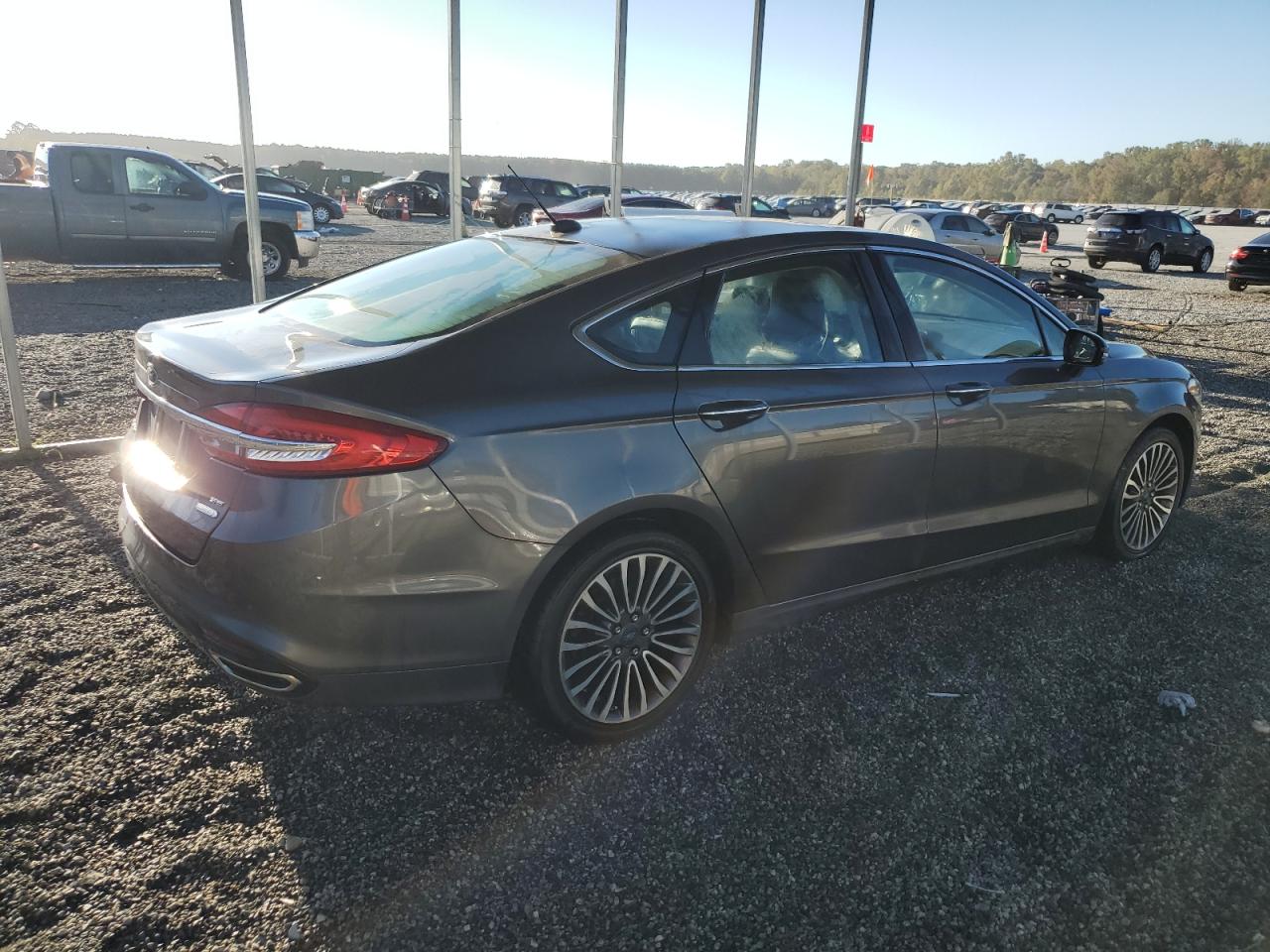 FORD FUSION SE