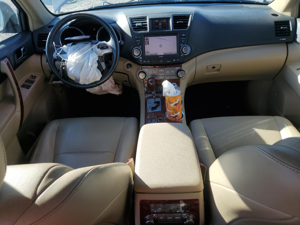 TOYOTA HIGHLANDER LIMITED