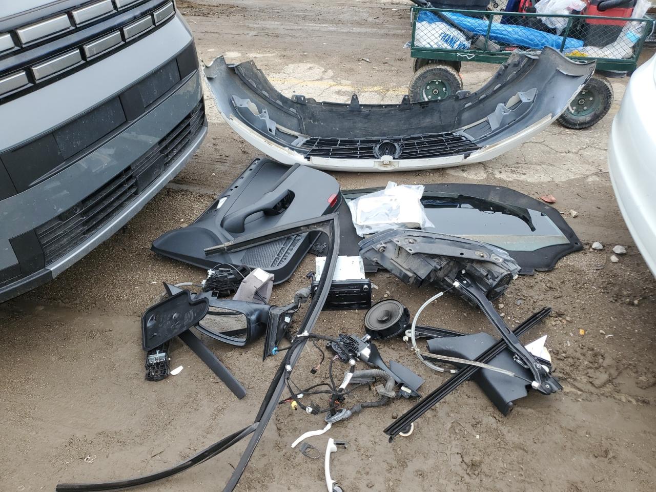 VOLKSWAGEN JETTA BASE