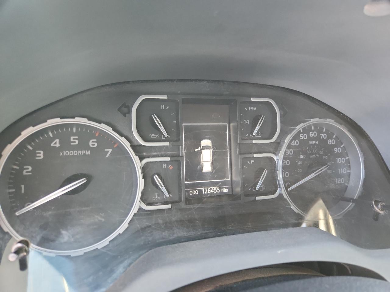 TOYOTA TUNDRA CREWMAX SR5