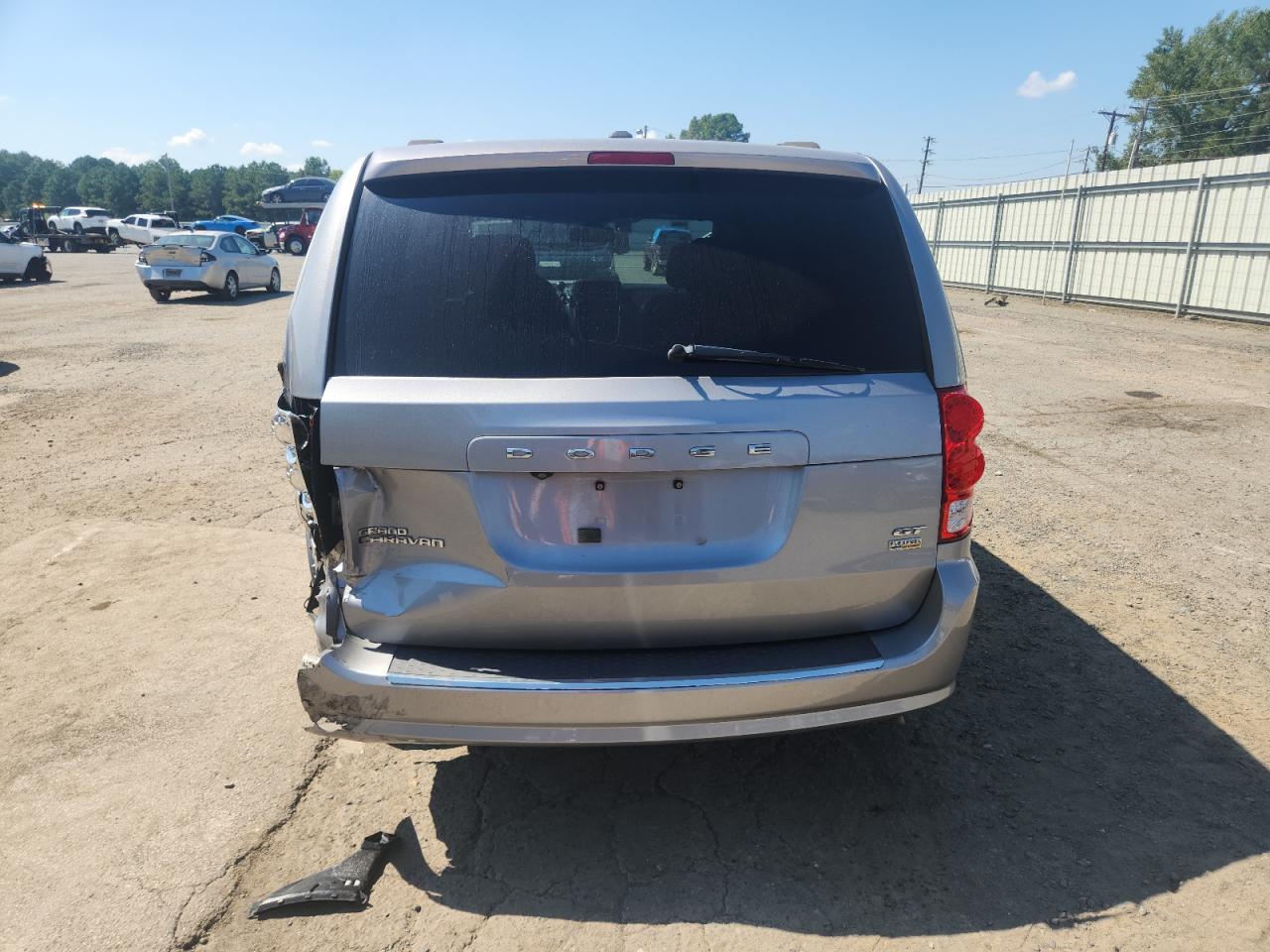 Lot #3316765447 2019 DODGE GRAND CARA