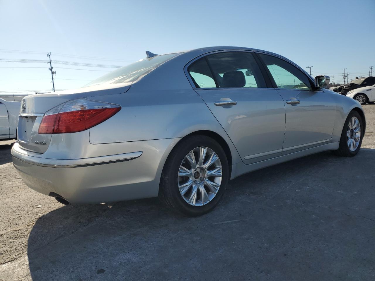 HYUNDAI GENESIS 3.8L