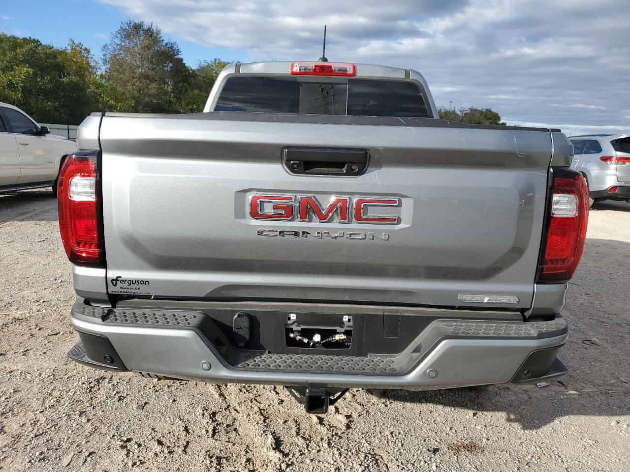 GMC CANYON ELEVATION