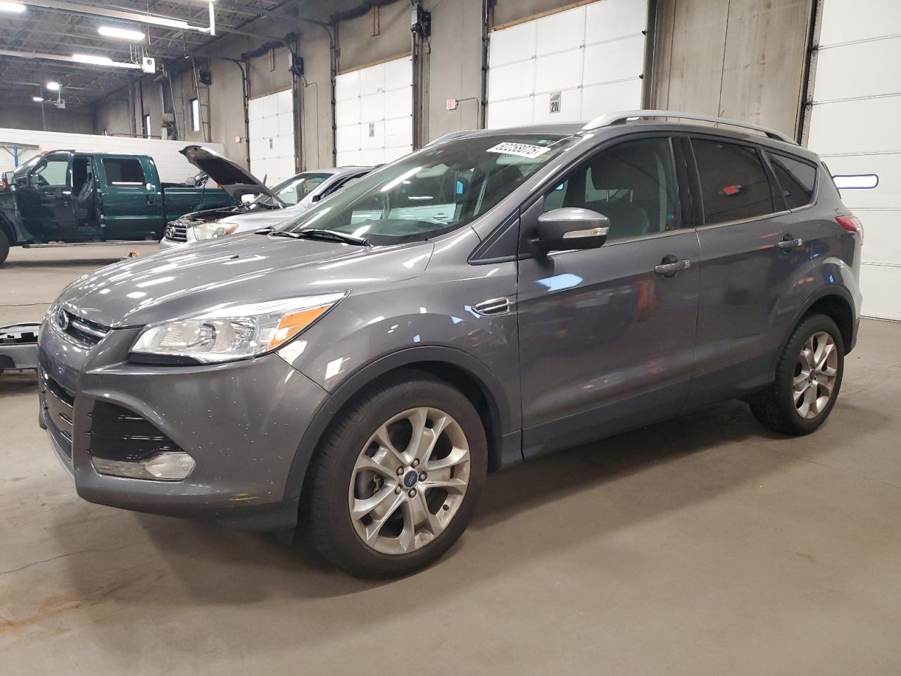 FORD ESCAPE TITANIUM