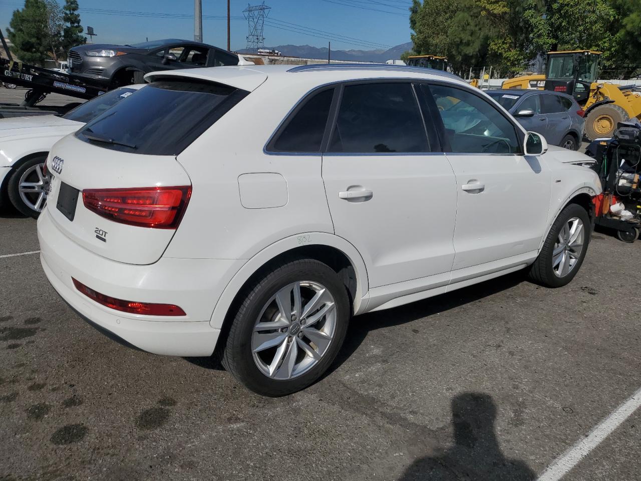 AUDI Q3 PREMIUM PLUS