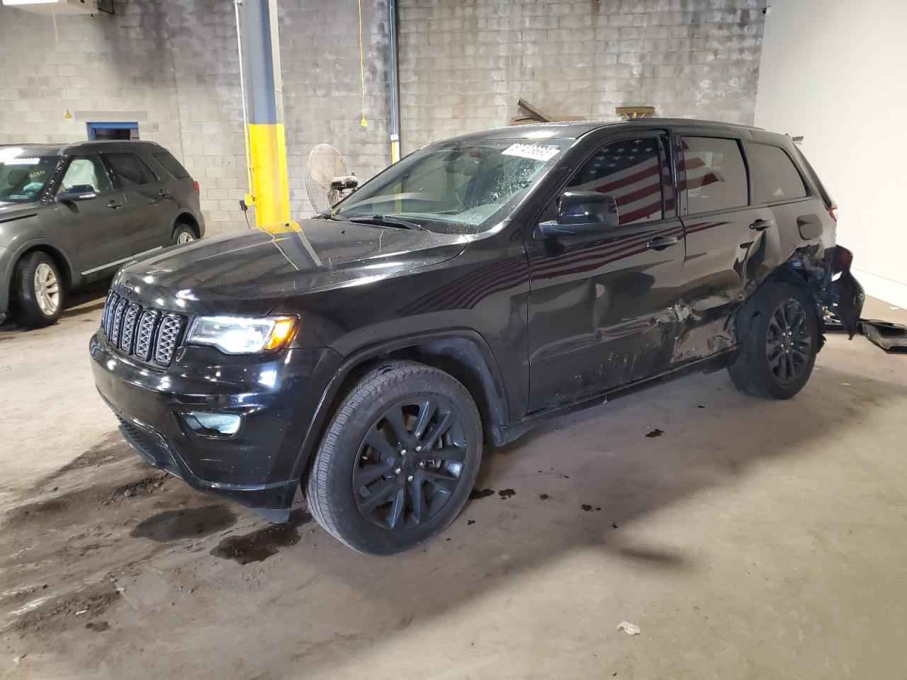 JEEP GRAND CHEROKEE LAREDO E