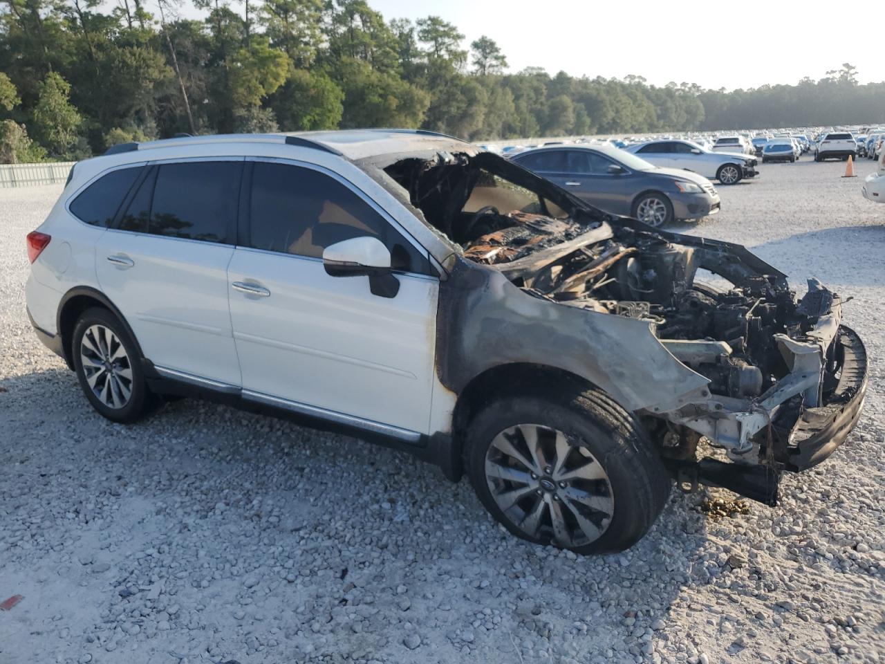 SUBARU OUTBACK TOURING