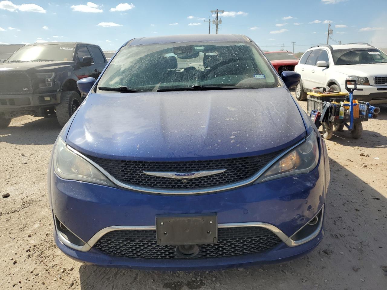 CHRYSLER PACIFICA TOURING PLUS