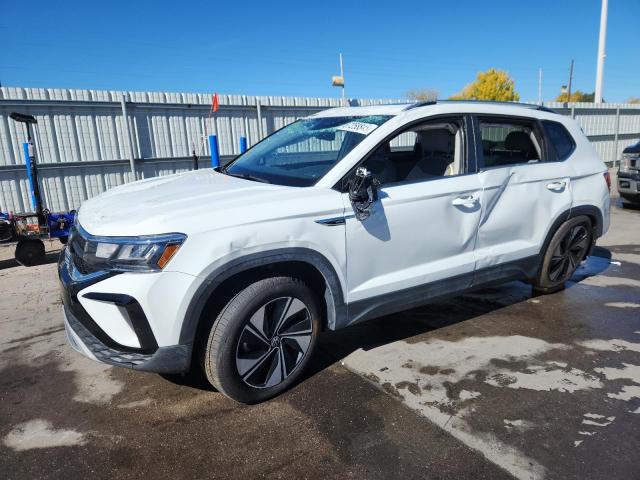 Global Auto Auctions: 2024 VOLKSWAGEN TAOS SE