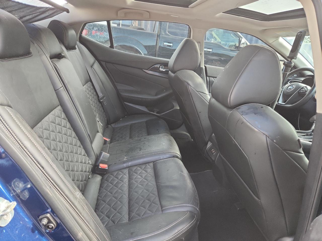 NISSAN MAXIMA PLATINUM