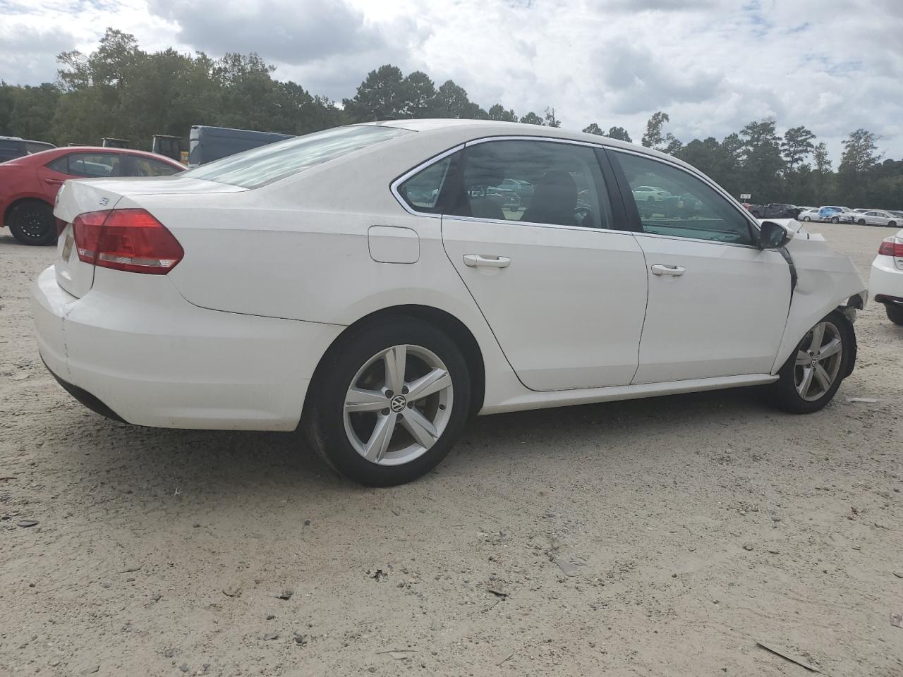 VOLKSWAGEN PASSAT SE