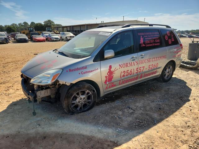 Global Auto Auctions: 2004 TOYOTA SIENNA XLE