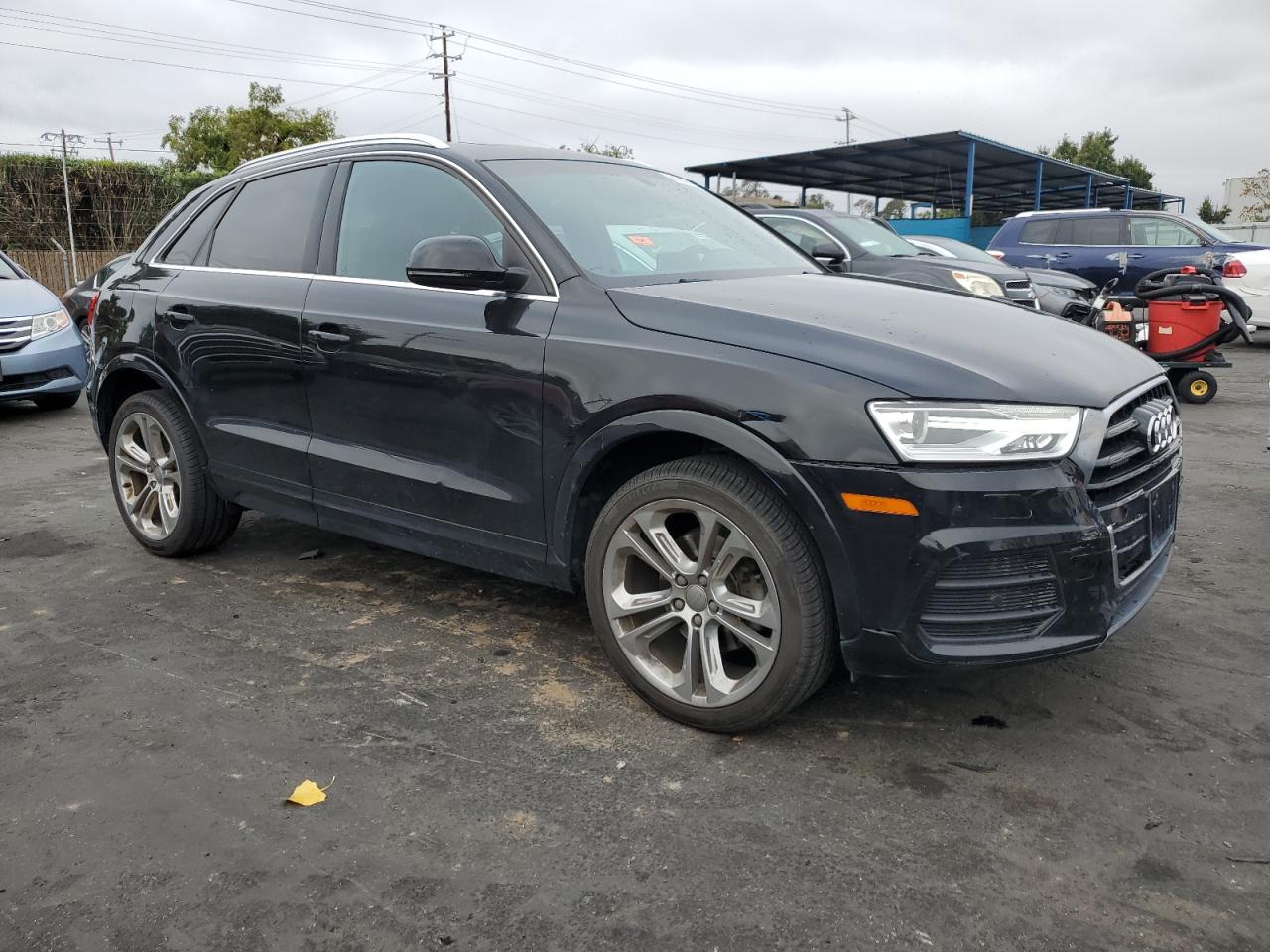 AUDI Q3 PREMIUM PLUS