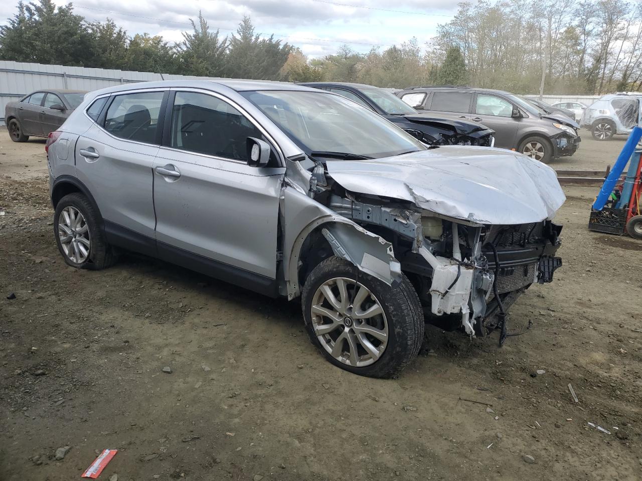 NISSAN ROGUE SPORT S