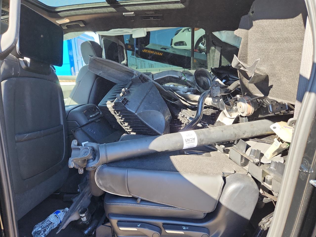 CADILLAC ESCALADE ESV SPORT PLATINUM