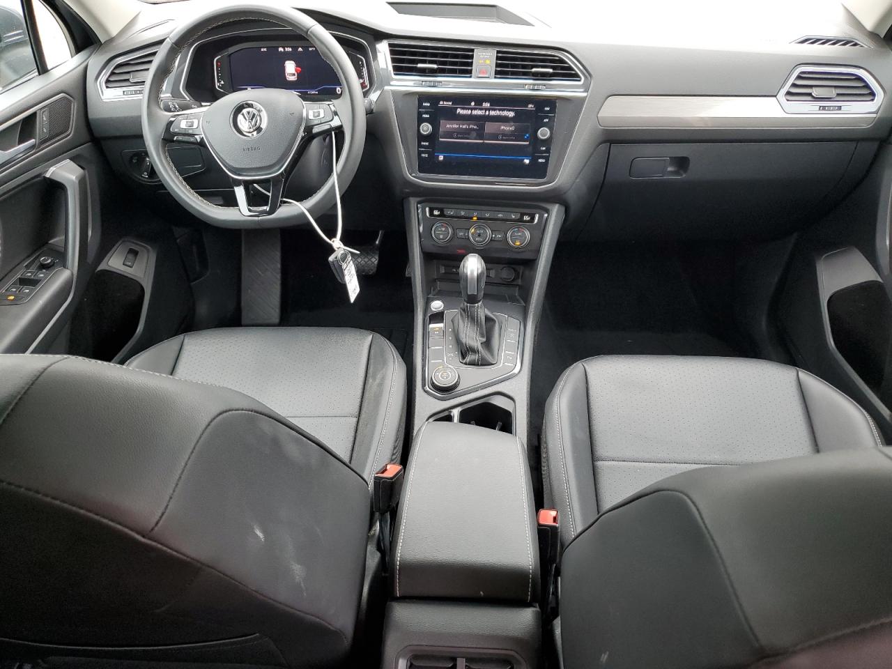 VOLKSWAGEN TIGUAN SE