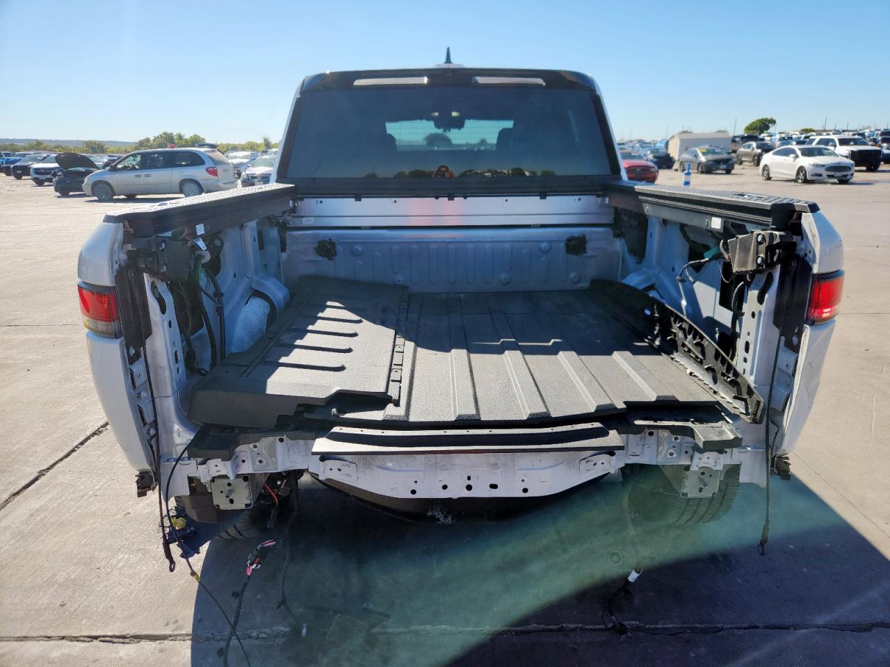 RIVIAN R1T LAUNCH EDITION