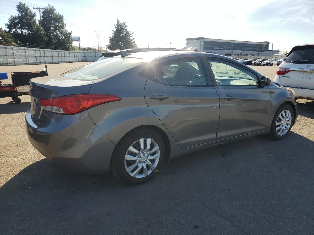 HYUNDAI ELANTRA GLS
