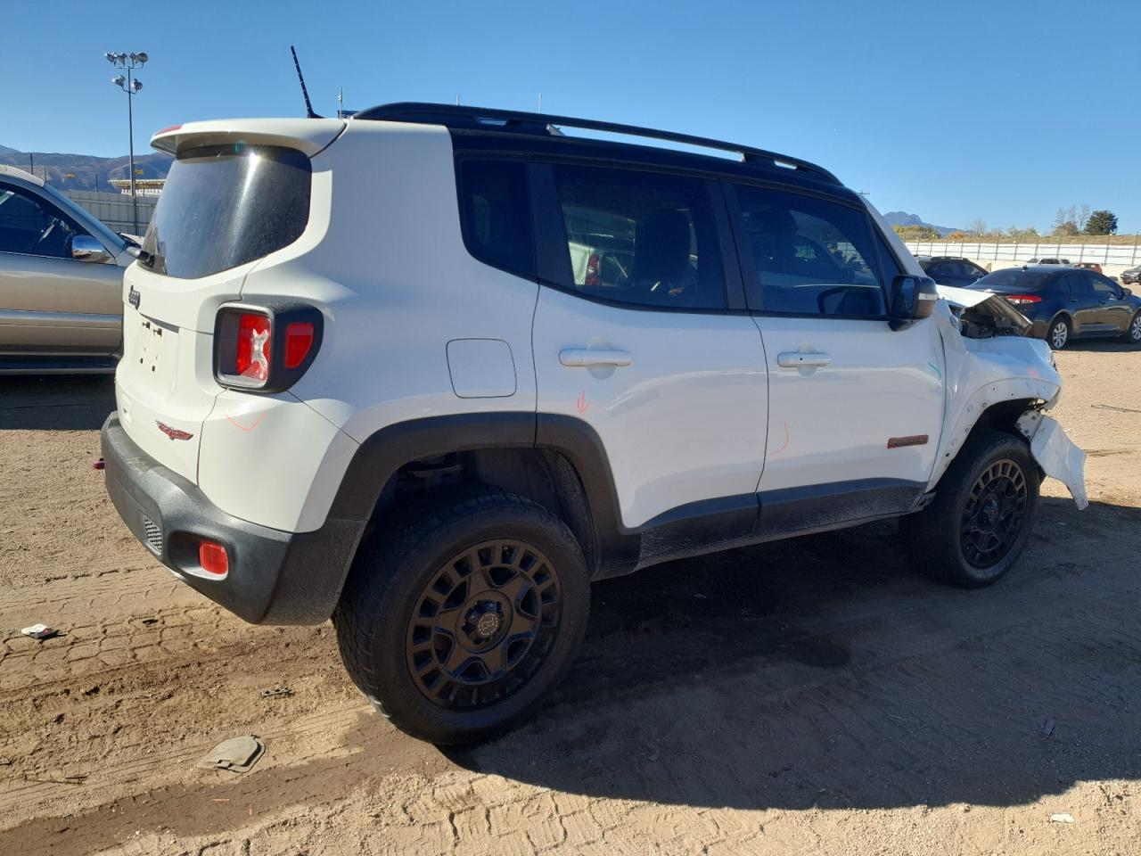 JEEP RENEGADE TRAILHAWK