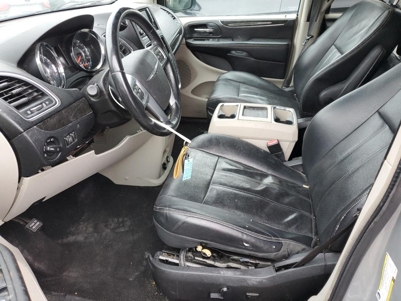 CHRYSLER TOWN & COUNTRY TOURING