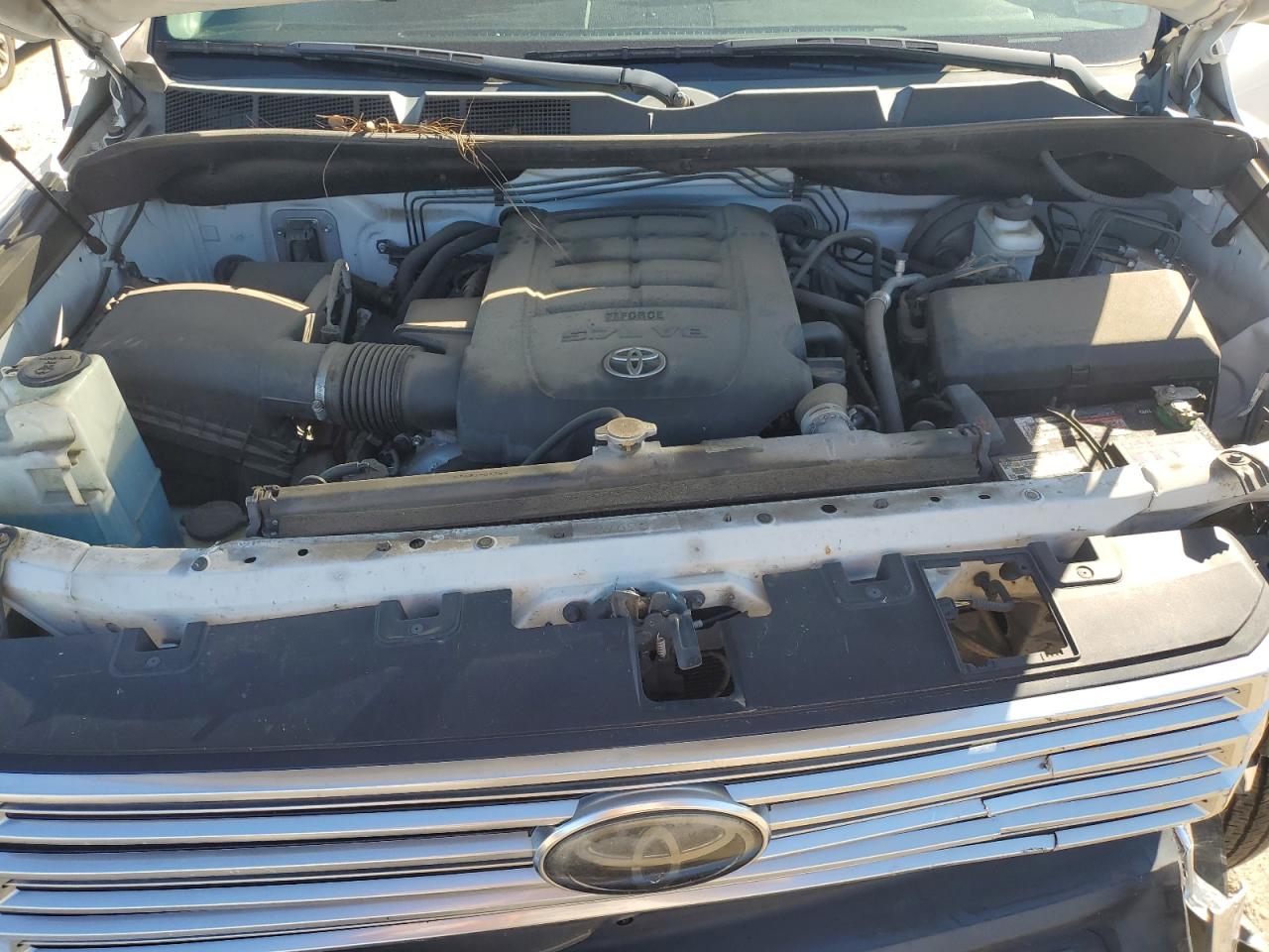 TOYOTA TUNDRA CREWMAX LIMITED