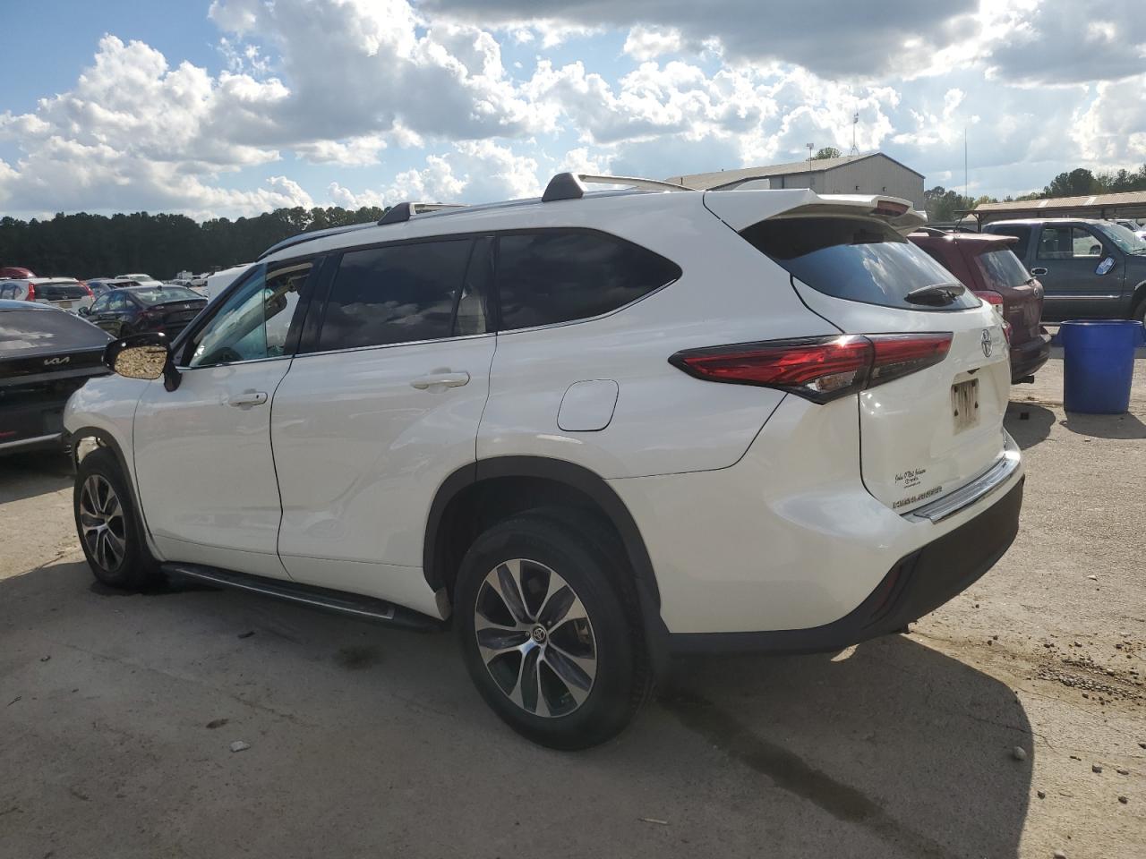 TOYOTA HIGHLANDER XLE